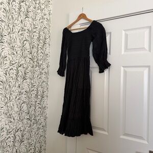 Elegant Black Long-Sleeve Maxi Dress - Women's Jessakae